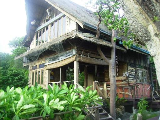 expat cottage thailand